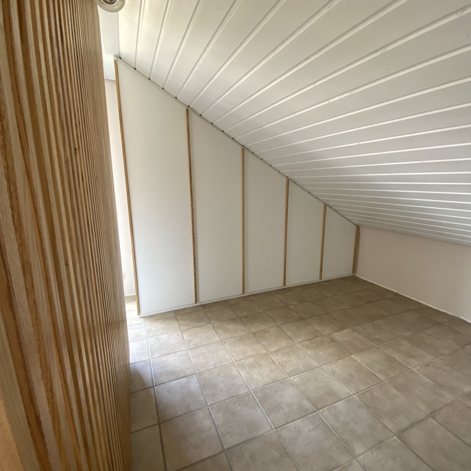 Maßgefertigte Dachschränke in Ettlingen