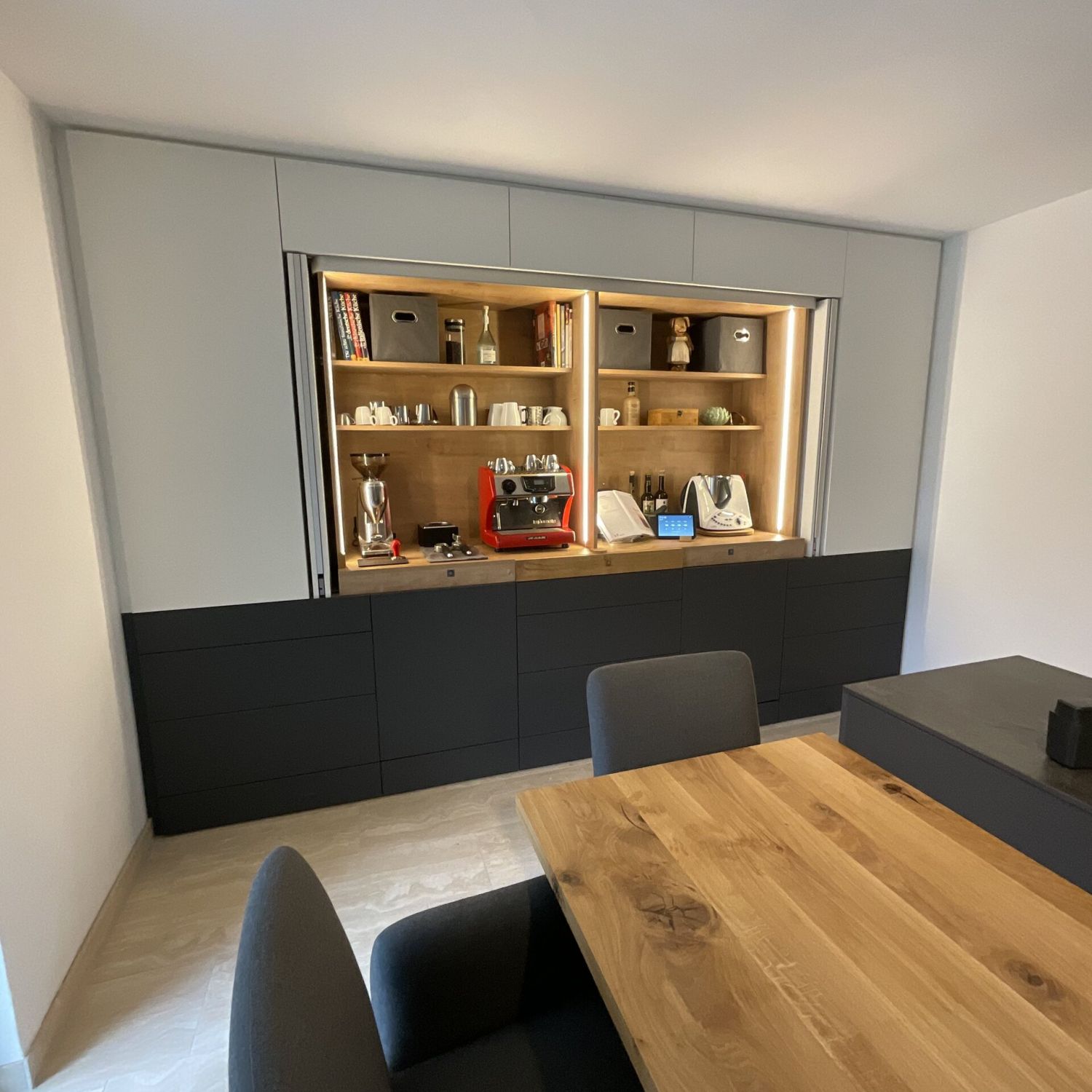 Geplante Küche aus Holz in Baden-Baden